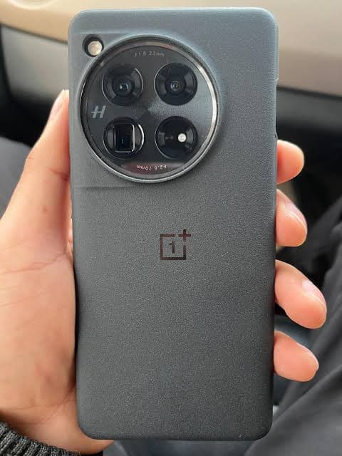 OnePlus 11 Carbon Fiber Case